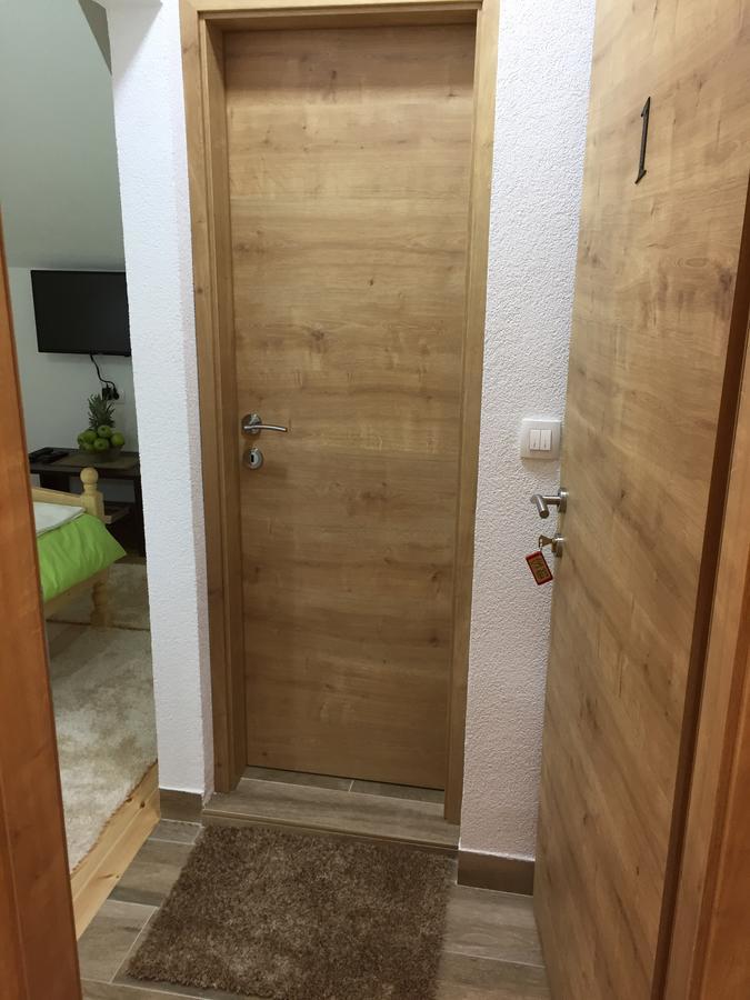 B&B Izvor Žabljak Exterior foto